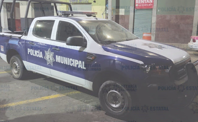 INDIGNANTE: Cachan a guardia de seguridad robando en una casa de Ecatepec