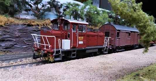 Skd 224 on Svanda HO scale model railway