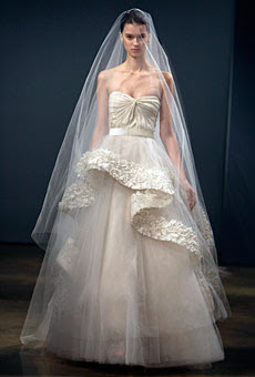 winter wedding dress 2010