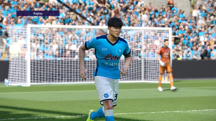 PES 2021 Tight Kits Model With More Muscle Add-on