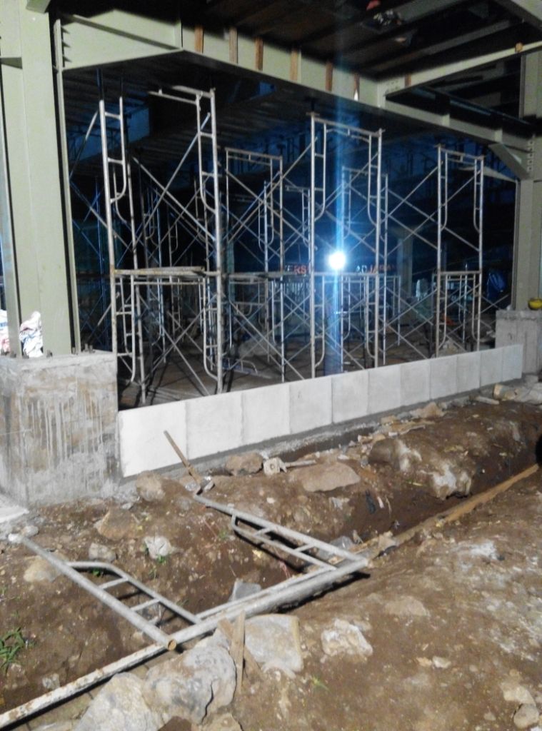 Dinding Beton Ringan Wallplus - Bahan Bangunan Hemat