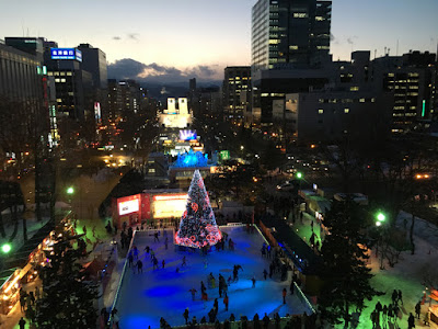 テレビ塔から見る雪まつり会場