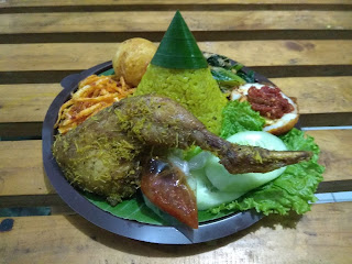 Tumpeng Mini