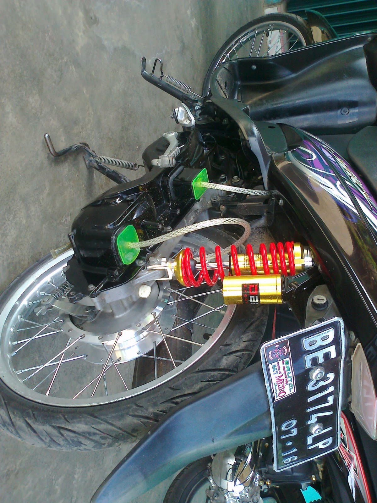 Modifikasi Motor Juli 2013