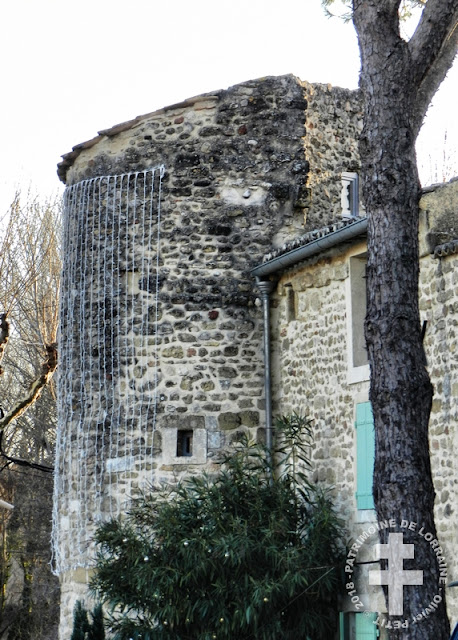 RICHERENCHES (84) - Commanderie templière et hospitalière