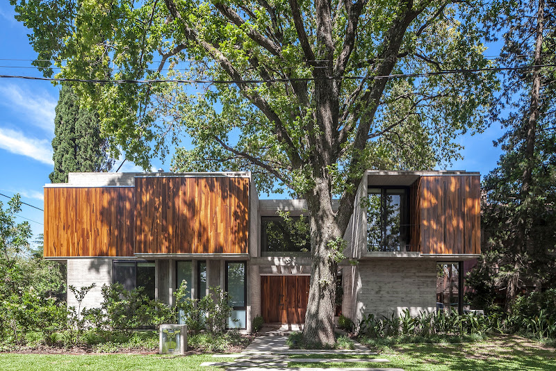 Casa Aranzazu - Besonias Almeida Arquitectos