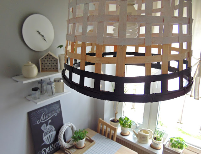 lampa z kosza bambusowego