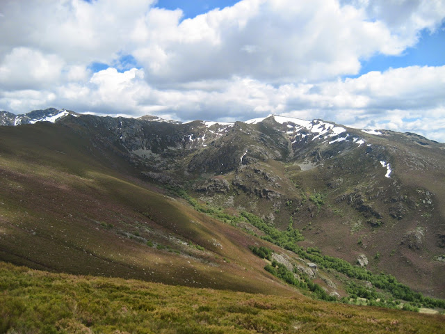 Macizo de Trevinca y valle de Meladas en A Veiga