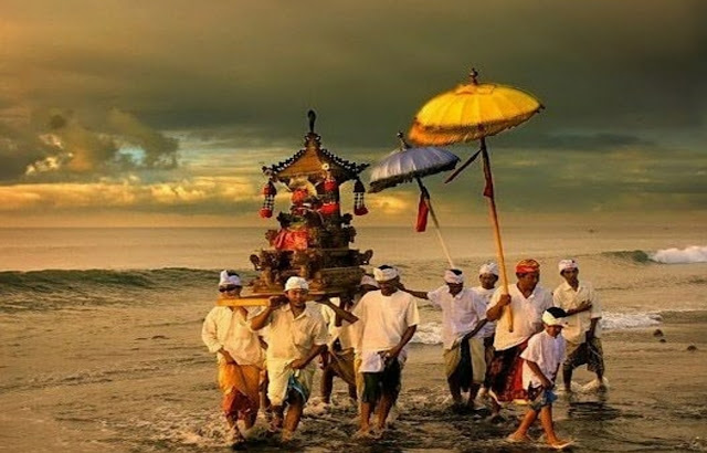 Nyepi: Saat Semua Semakin Cepat, Bali Berani Menyepi