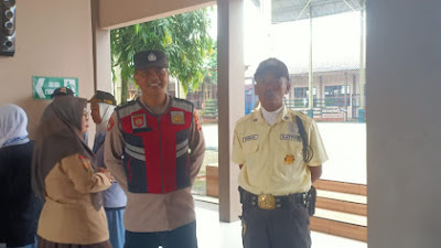 Polsek Langensari Laksanakan Patroli Dialogis, Sasar Siswa MPLS di Sejumlah Sekolah