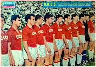 SELECCIÓN DE LA U. R. S. S. - Temporada 1965-66 - Chislenko, Metreveli, Danilov, Banishevski, Malafeyev, Ponomarev, Sabo, Afonin, Voronin, Bannikov y Shesterniev - SELECCIÓN DE LA UNIÓN SOVIÉTICA 3 (Metreveli, Banishevski y Chislenko) SELECCIÓN DE FRANCIA 3 (Blanchet, Gondet y Bonnel) - 06/06/1966 - Partido internacional amistoso - Moscú, Rusia, estadio Lenin