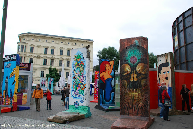 Checkpoint Charlie, Berlin Wall, East Germany, East Berlin