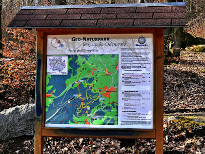Geo-Naturpark Wandertafel Parkplatz Römersteine
