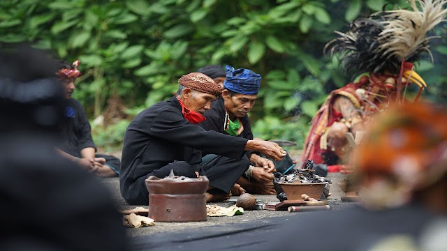 Doa atau Jampe Sehari-hari Sunda Kuno di Zaman Kerajaan | Mencari Pikukuh Jati Sunda