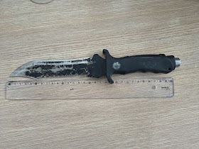 Jovem esboça atitude suspeita é abordado e apreendido com arma branca em Delmiro Gouveia