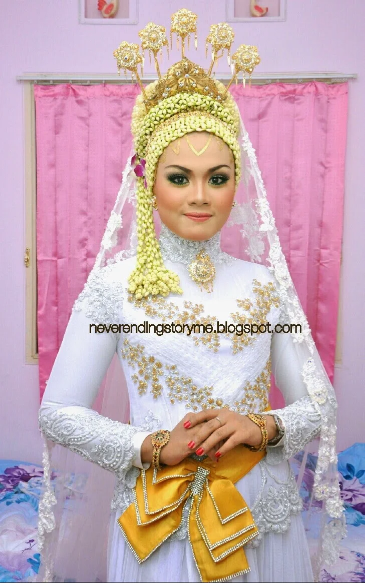 Fuschia Unicorn Pengantin Paes Ageng Muslim Part 1