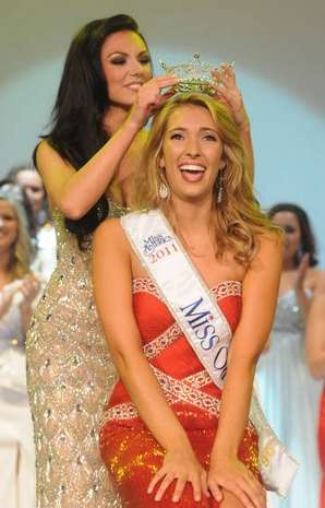 Ellen Bryan was crowned Miss Ohio 2011