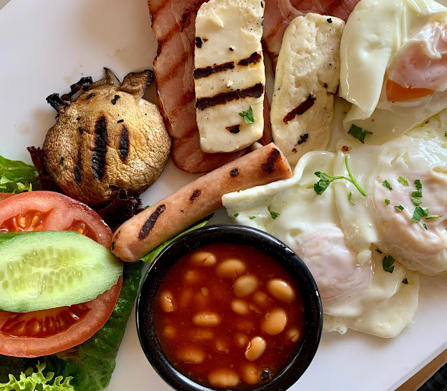 breakfast/brunch at Τα Βανια, Poseidon Avenue, Paphos, Cyprus