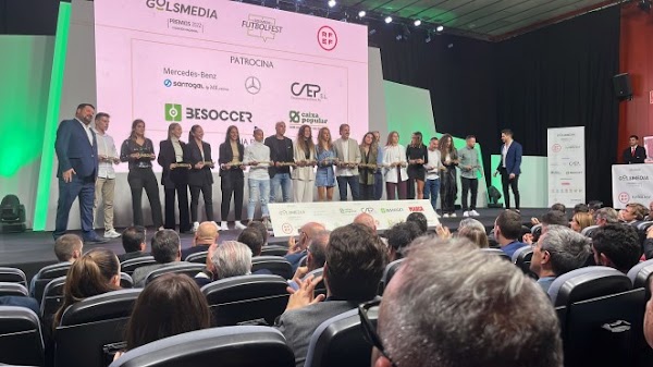 Málaga Femenino, Arrabal y Torralvo son premiadas por Golsmedia