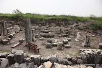 Berg Arbel, Joodse Heilige Plaatsen, Synagoge