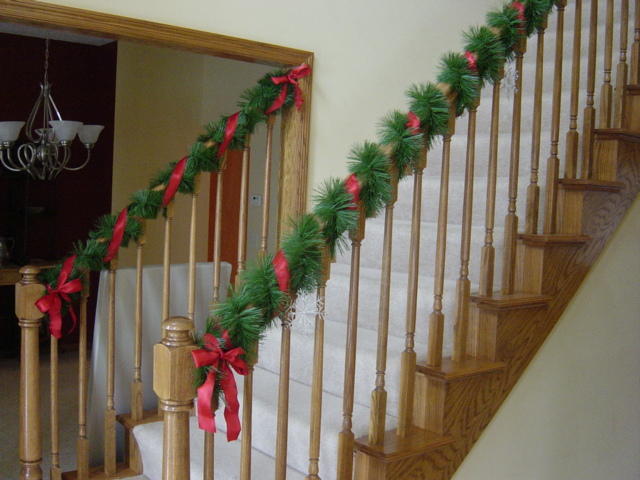 Curry Chaos Christmas  Banister 