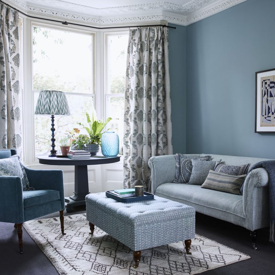 Rooms of Inspiration: Blue and Gray Living Room