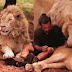 Meet The Lion Man That Plays With All Kinds Of Lion 