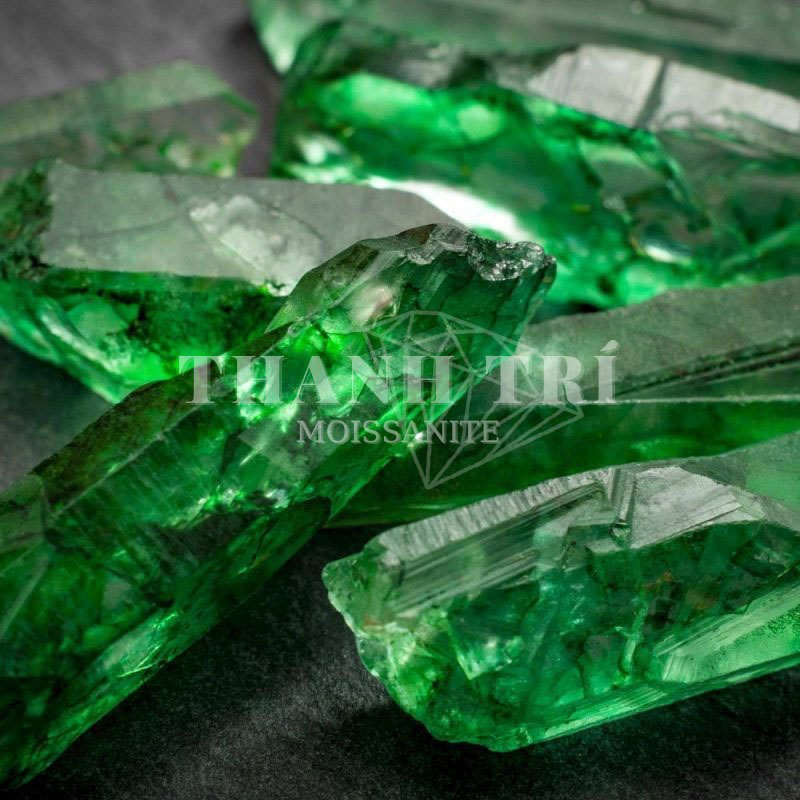 Đá Emerald