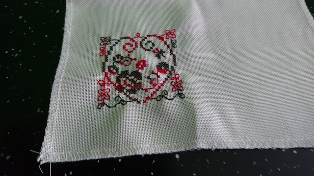 One way of making a Cross Stitch Pincushion 