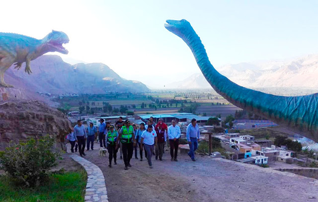 Parque Jurásico de Querulpa en Arequipa