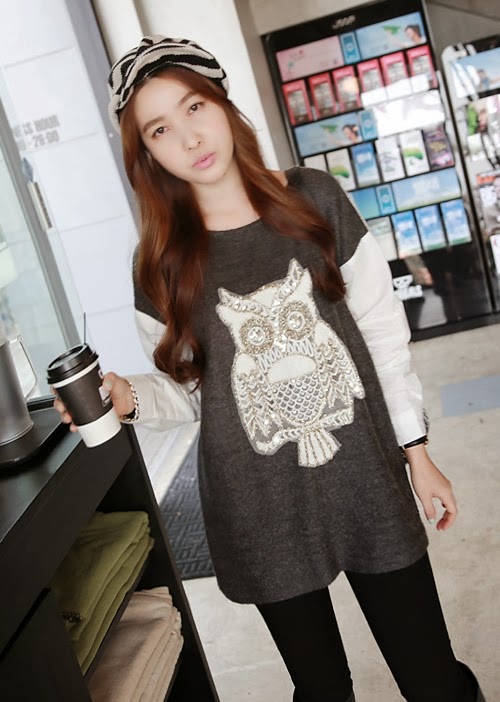 Two Tone T-Shirt with Lace Owl
