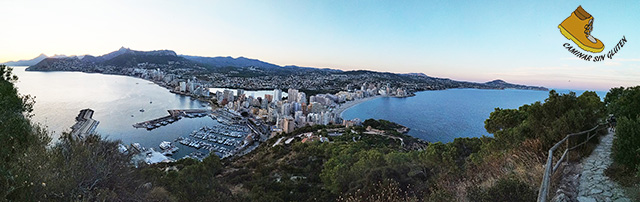 VISTA DE CALPE DESDE EL CAMINO HACIA EL TUNEL DEL PEÑON