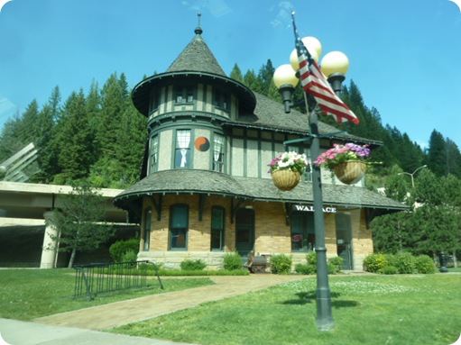 Wallace 043