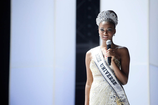 miss angola 2011