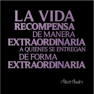 Frases Para La Vida: La Vida Recompensa De Manera