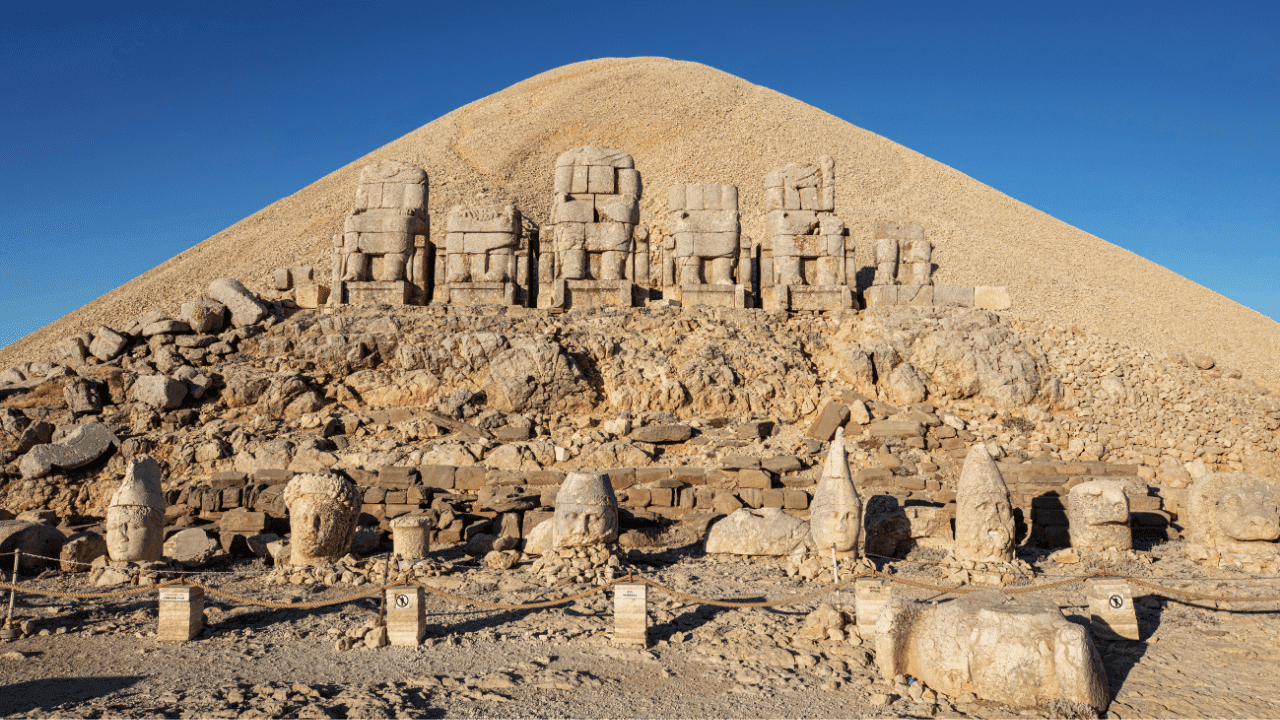 Nemrut Dağı