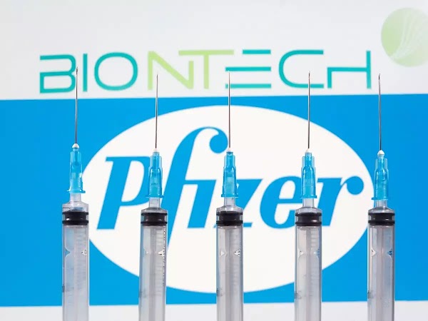 China Beli Vaksin Pfizer, Jansen: Aduh.. Masak jadi Kita yang Disuntik Sinovac
