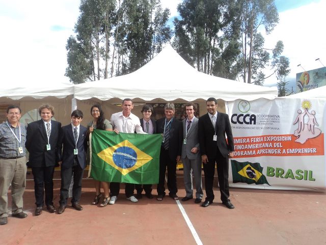 Orgulho: Estudantes umarizalenses premiados em feira internacional chegam nesta segunda