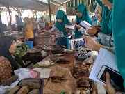 Pengamatan dan Wawancara dengan Pedagang di Pasar Pamotan - Lisa Nuraida Annas