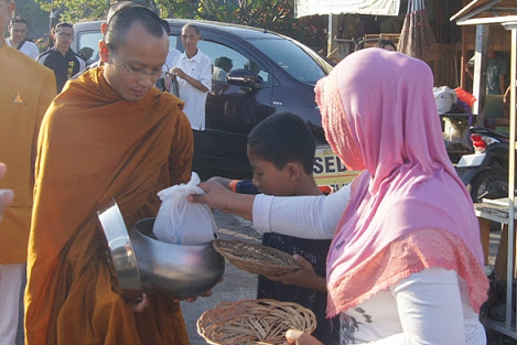 Indahnya Toleransi Antar Umat Beragama Buddha Pedia