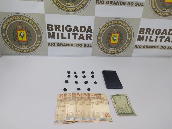Homem de 23 anos é preso por tráfico de drogas na Garibaldino em Gravataí