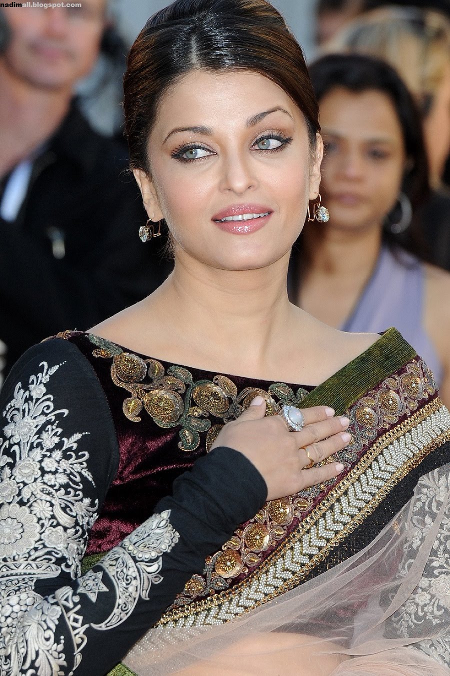 Aishwarya Rai Hot 2010