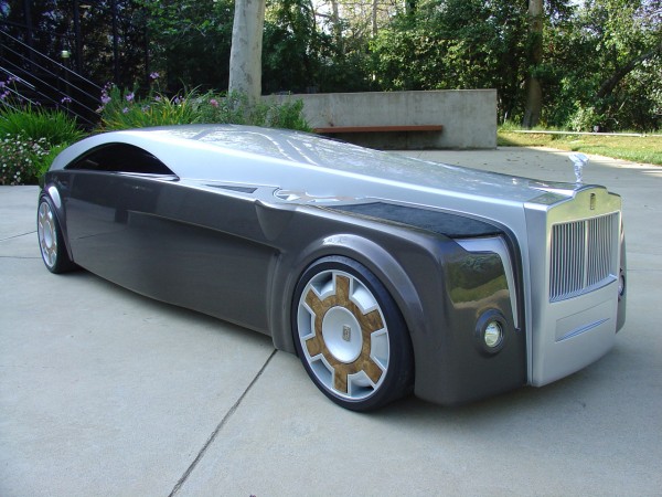 noticias curiosas Rolls Royce freak raro strange Apparition Concept 1