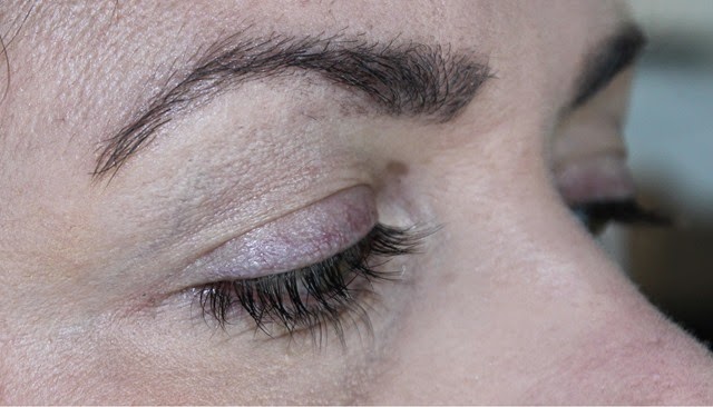 Paula's Choice Mega Length Mascara Before 2