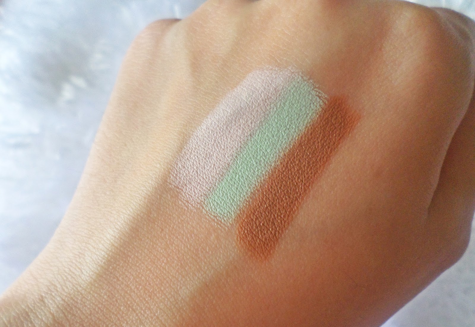 Golden Rose Contour Crayon Kontur Kalemi Color Corrector Crayon Renk Duzenleyici Kalemi Concealer Corrector Crayon Kapatici Ve Duzeltici Kalemi Ozlemin Dunyasindan