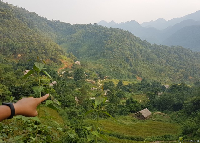 trekking around Ban Hieu village