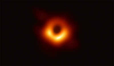 First direct image of a black hole at the centre of the galaxy M87 © 2020 EHT