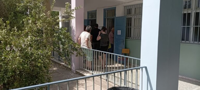 ΧΩΡΙΣ ΠΡΟΒΛΗΜΑΤΑ η εκλογική διαδικασία στα 140 τμήματα του Δήμου Καλαμάτας