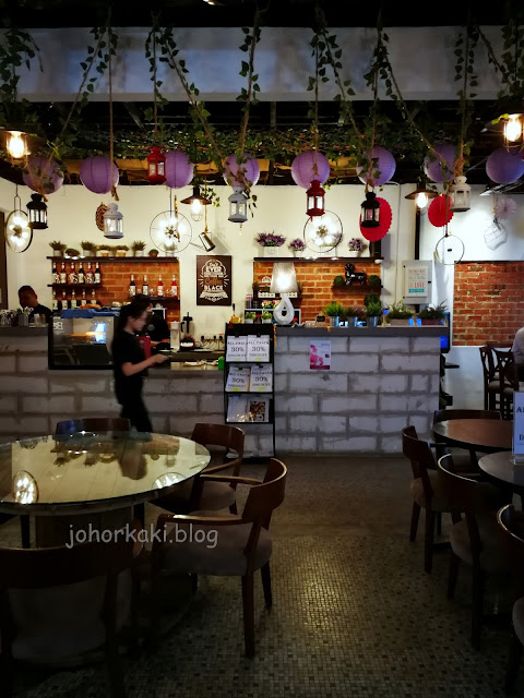 Barn-81-Cafe-Taman-Melodies-Johor-Bahru