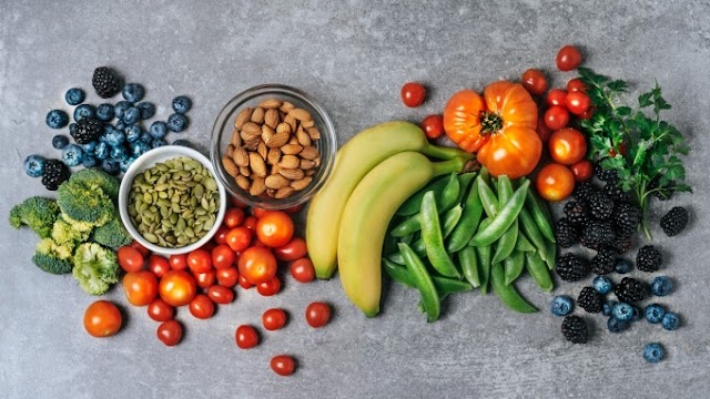 Three food groups 'anti-aging' from the inside out